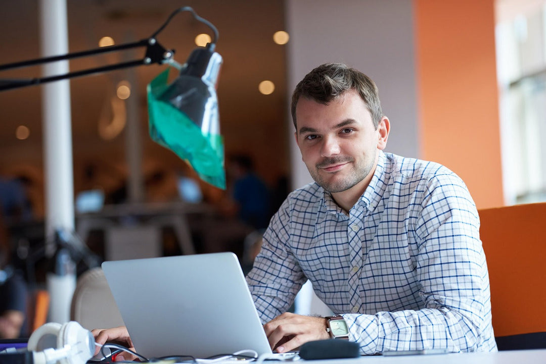 9 Effortlessly Stylish Men’s Office Outfits to Impress at Work