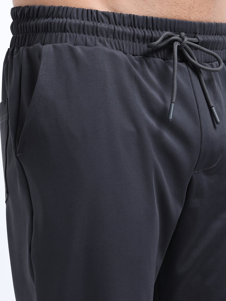 Men's Mid-Rise Elastic Waist  Black Jogger