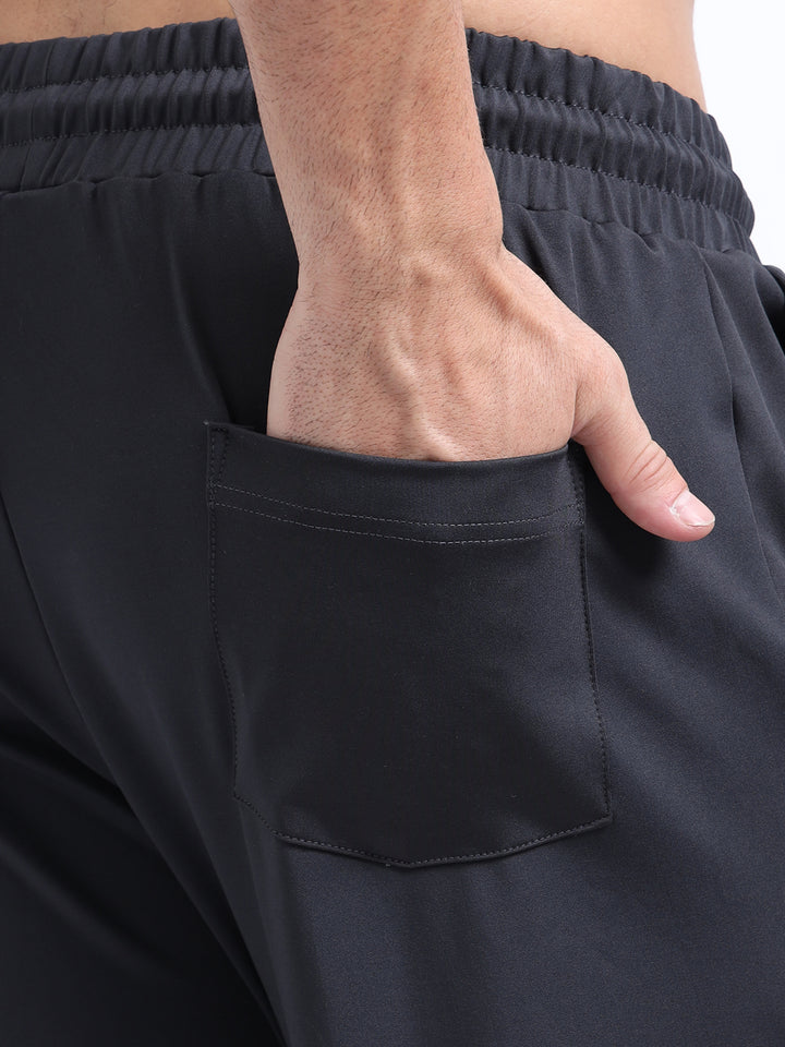 Men's Mid-Rise Elastic Waist  Black Jogger