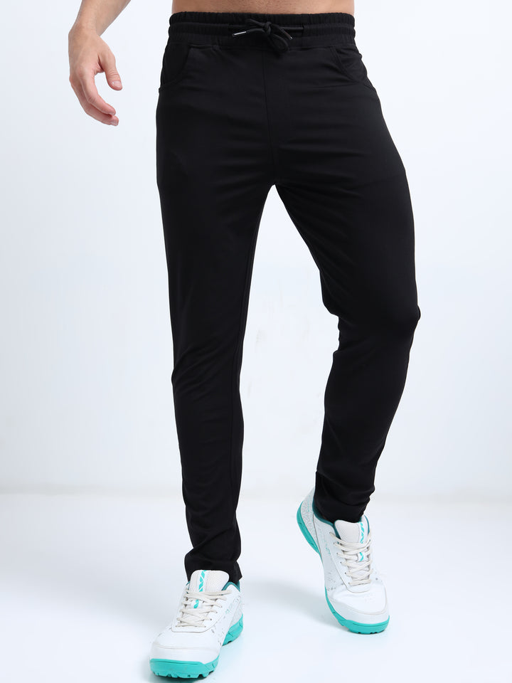 Men's Mid-Rise Elastic Waist  Black Jogger