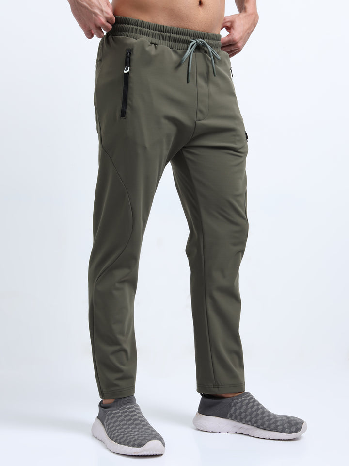 Man's Regular fit Olive Green Jogger with Zipper Pocket