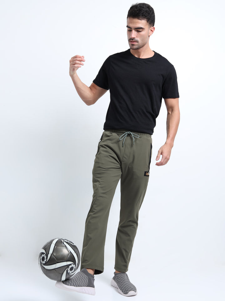 Man's Regular fit Olive Green Jogger with Zipper Pocket