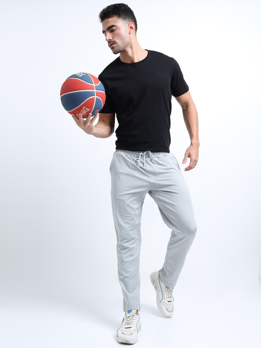 Man's Light Grey Jogger with Ribbed Cuffs