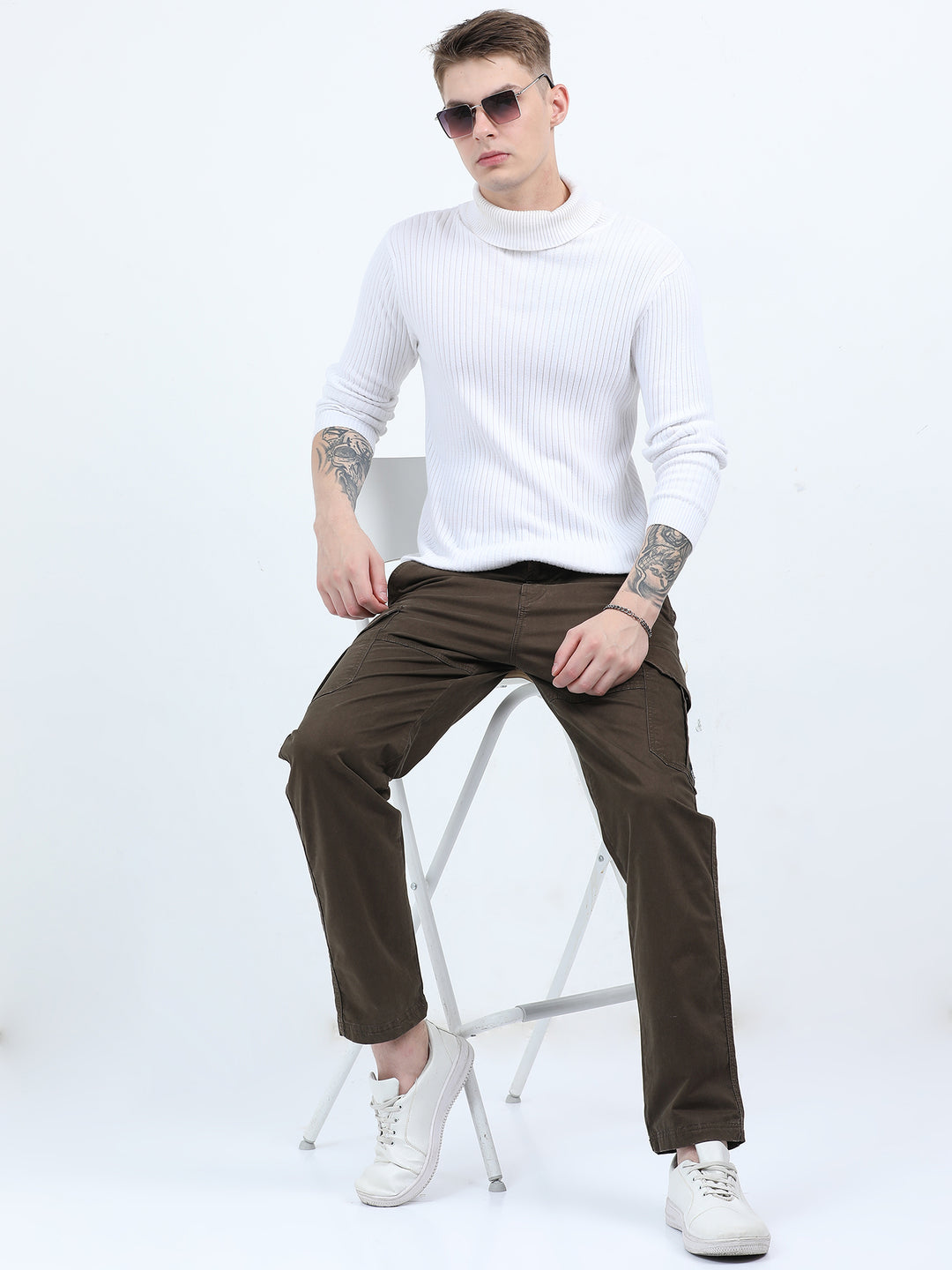 Man's High-Waist Relaxed-Fit  coffee Trousers