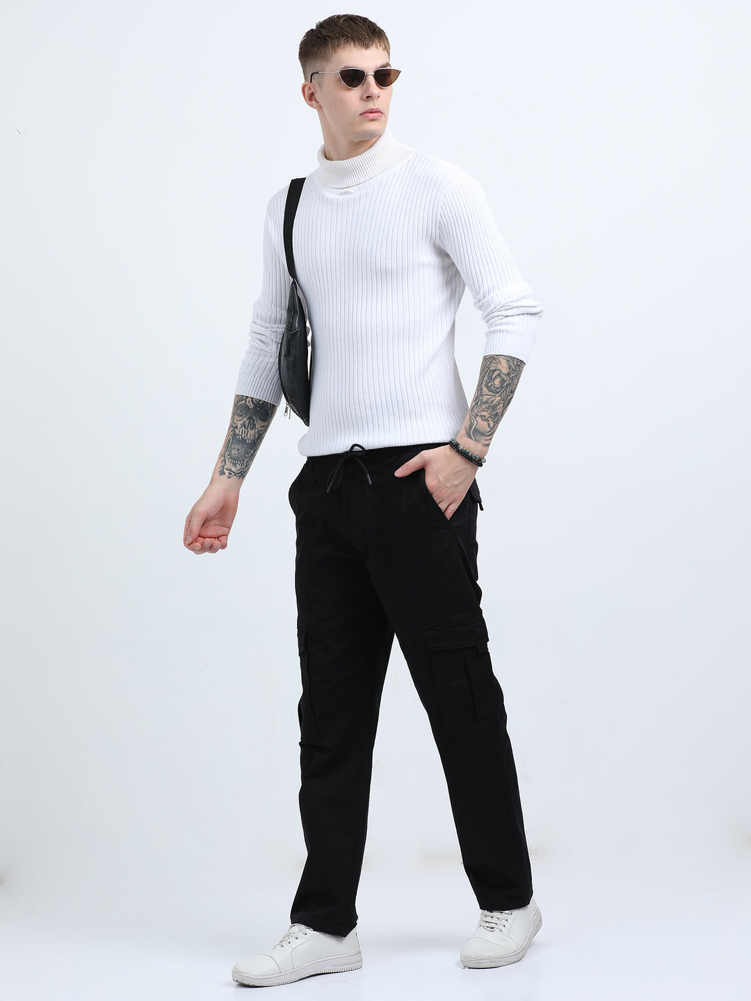 Man's High-Waist Relaxed-Fit Black Trousers