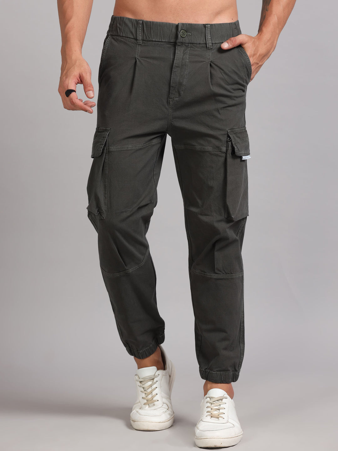 Men's Black high‑rise cargo trousers