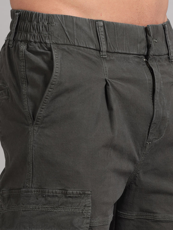 Men's Black high‑rise cargo trousers