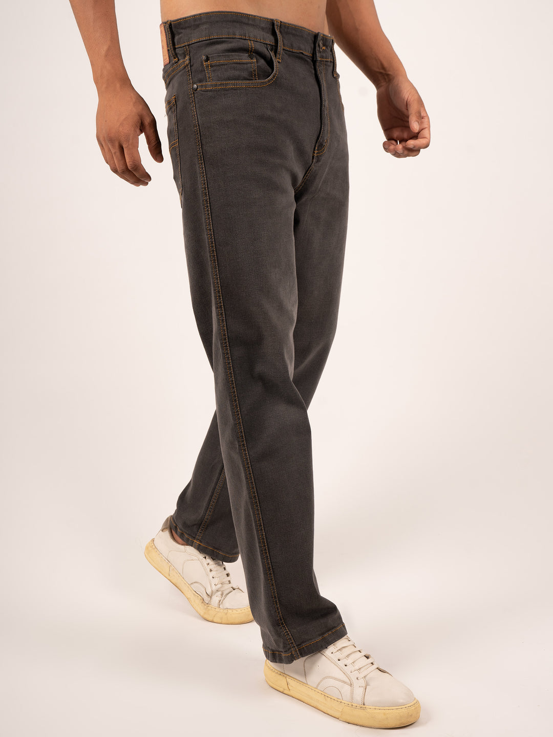 MEN'S CLASSIC STRAIGHT FIT STRETCH DENIM JEANS