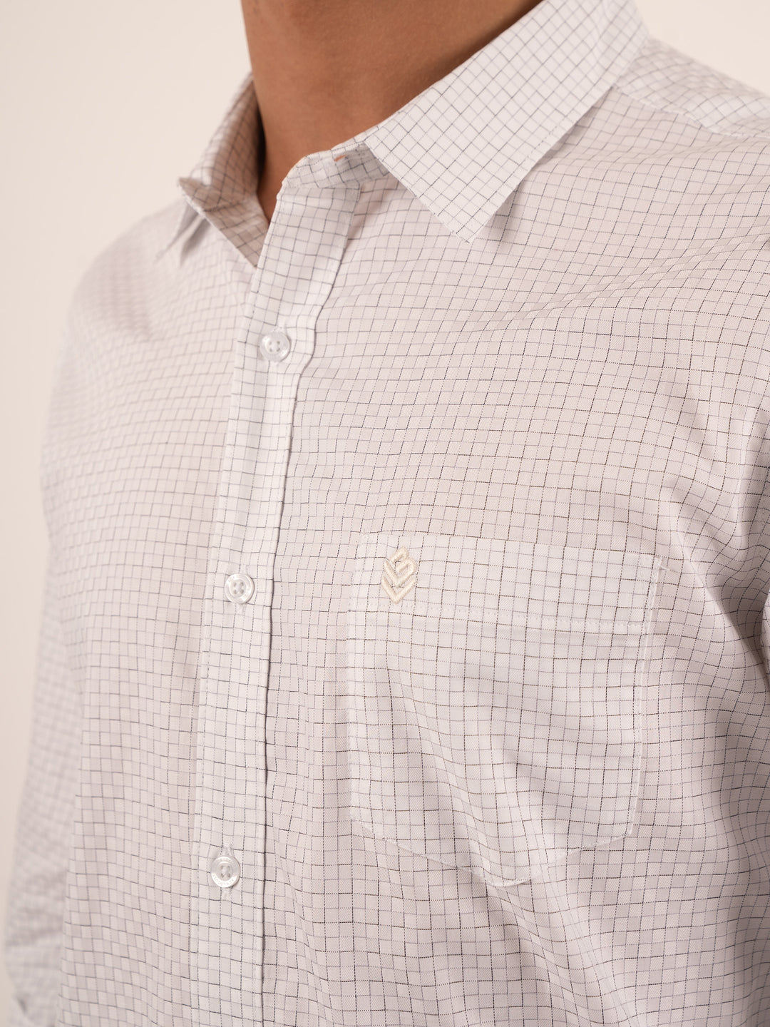 Men's Classic White Grid Pattern Formal Shirt