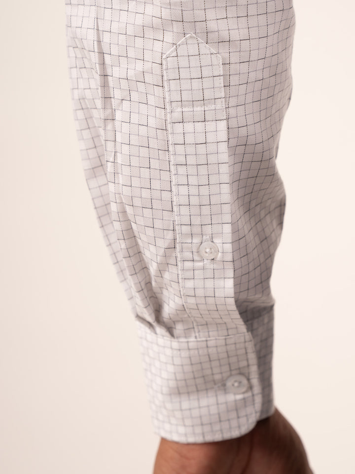 Men's Classic White Grid Pattern Formal Shirt