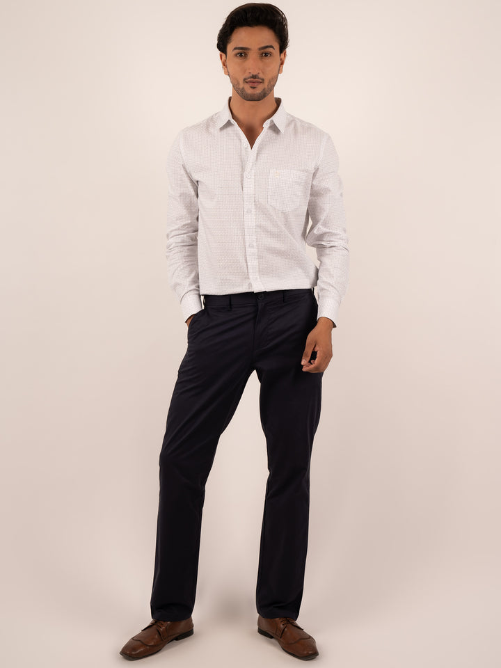 Men's Classic White Grid Pattern Formal Shirt