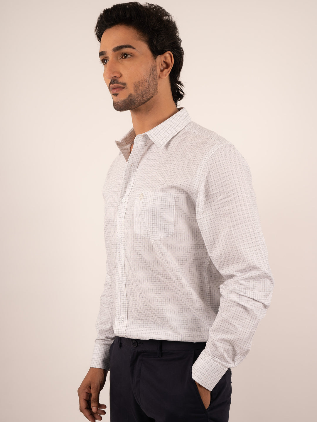 Men's Classic White Grid Pattern Formal Shirt